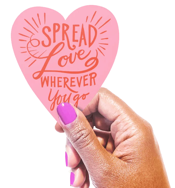 Spread Love holding-2